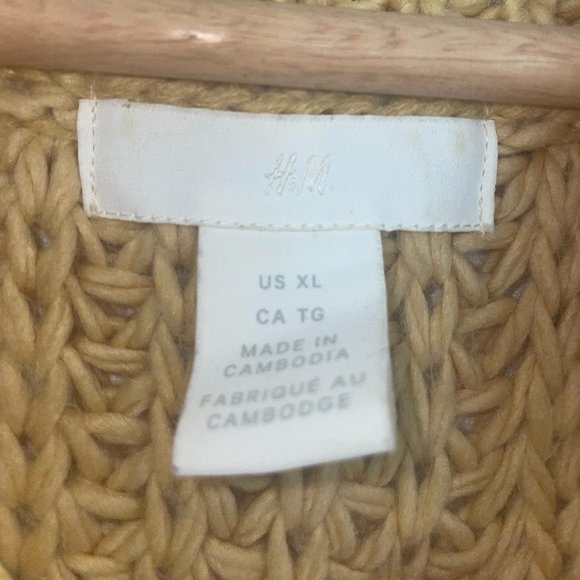 Oversized yellow chunky knit mock neck sweater - XL - Picture 2 of 2
